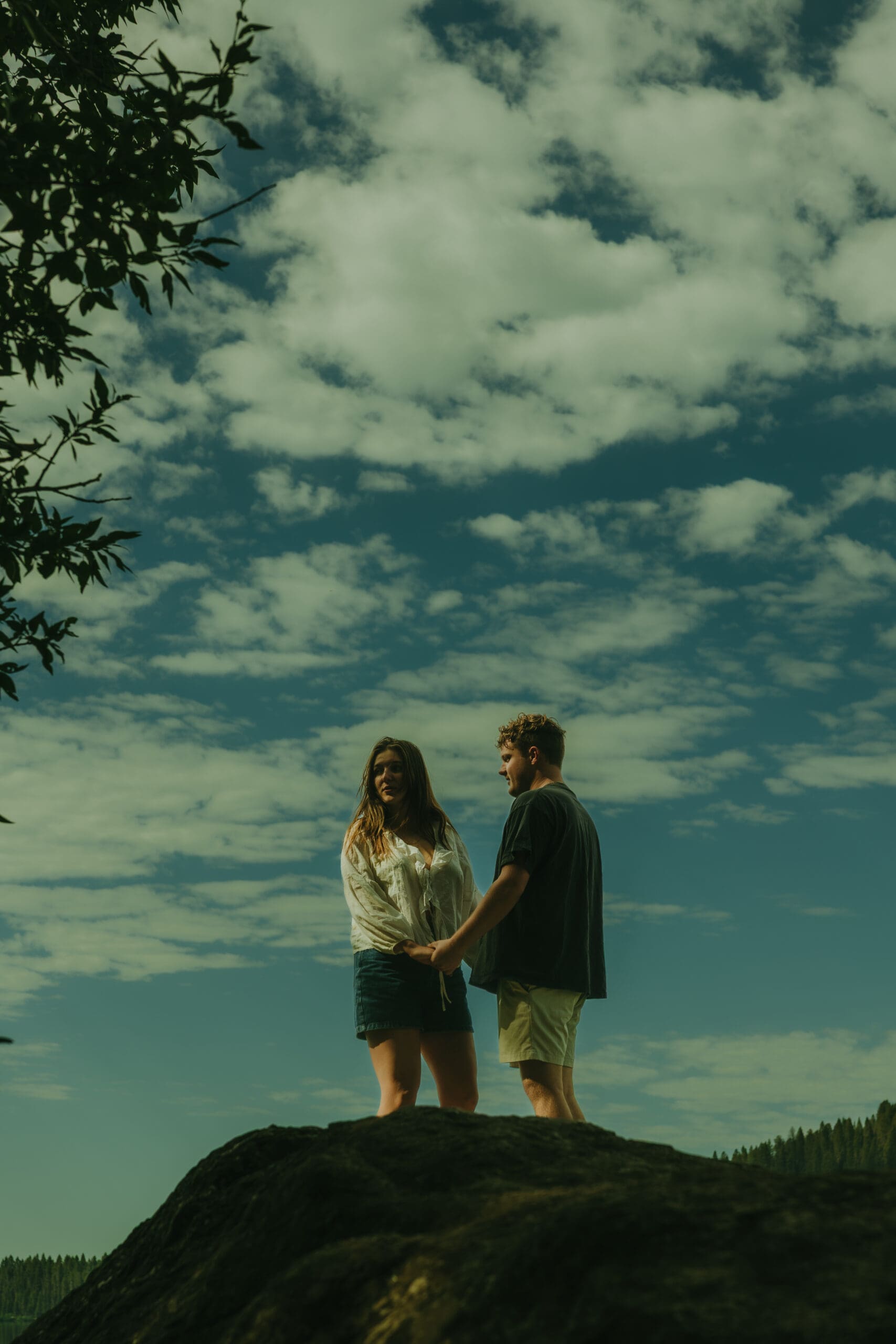 documentary style photos from a couples photoshoot in Utah