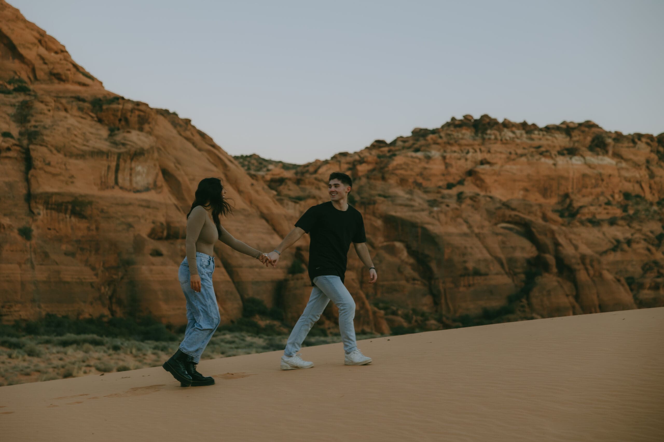 candid couples photos from a session in Utah