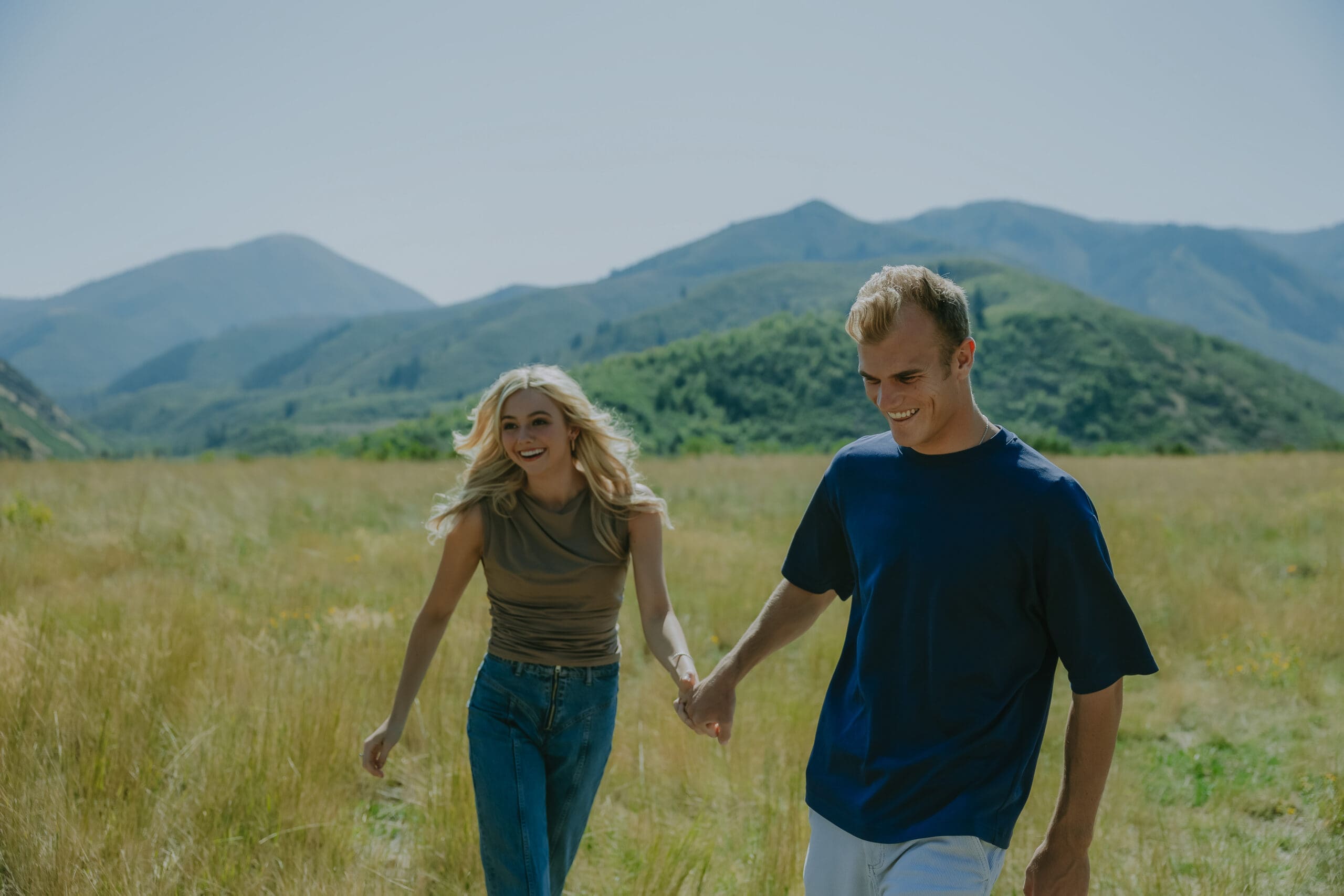 documentary style photos from a couples photoshoot in Utah