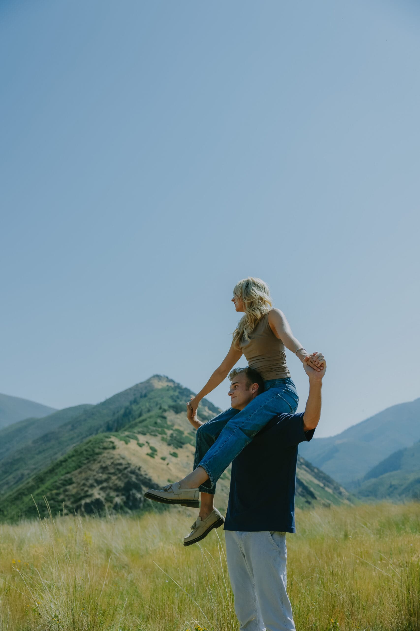 intimate couples photos from a session in Utah