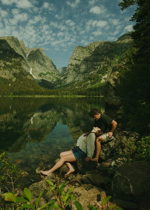 beautiful couple share moments during their nature couples photoshoot!